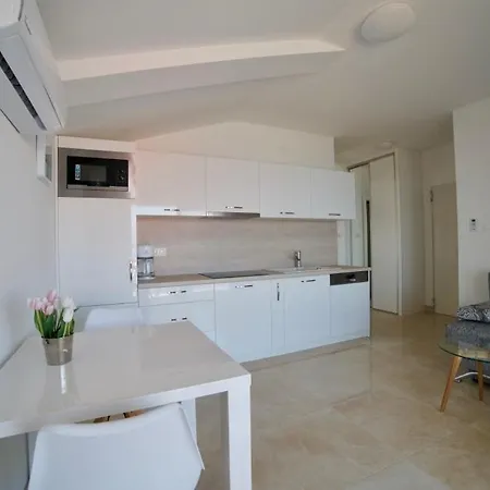 Apartman Kozjak * Vir